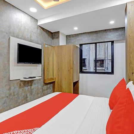 Hotel O R S Palace أحمد أباد المظهر الخارجي الصورة